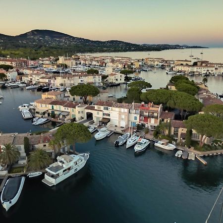 Huebsches Haus Direkt Am Wasser, St. Tropez 15 Min! Villa Grimaud Exterior photo